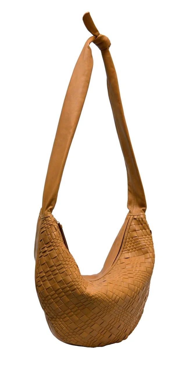 ★TOUT Y EST★ Nylon twill hobo bag camel LMS5360-FCA RYMN Woven Hobo - Camel — RAFE New York
